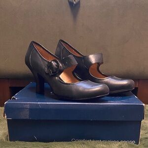 Croft & Barrow Black Mary Jane Heels